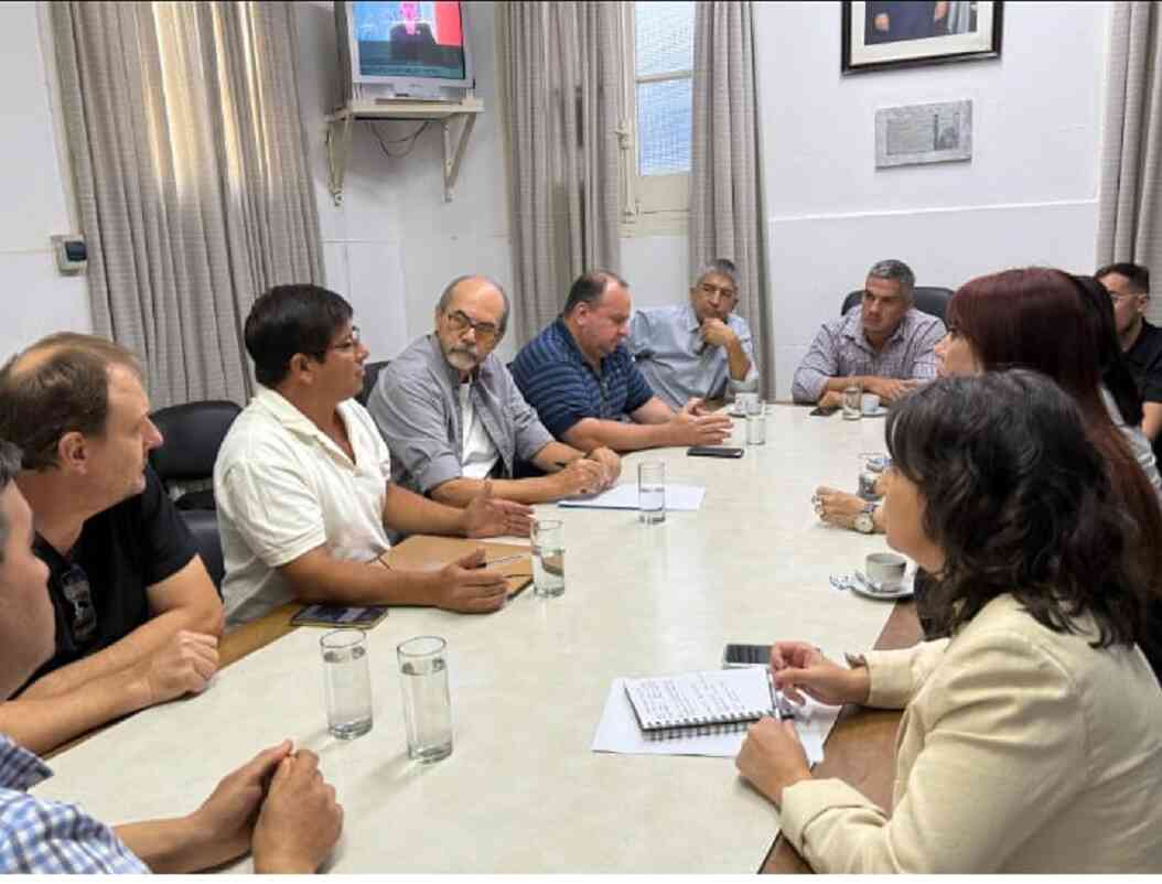 Una delegación de pequeños y medianos productores agropecuario fueron rebidos por Diputados Justicialistas