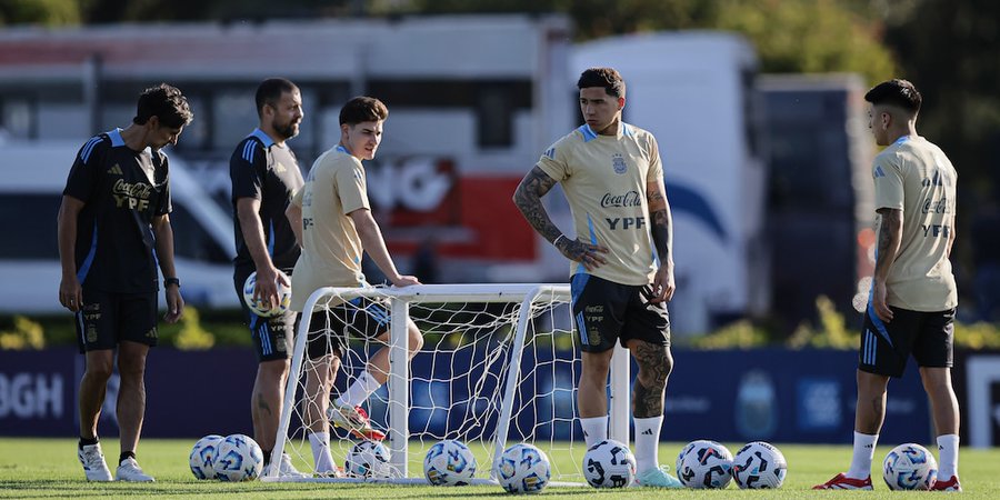 La sensible baja de último momento que podría sufrir la selección argentina para visitar a Uruguay